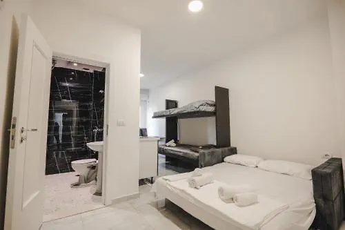 Davids Apartments Saranda