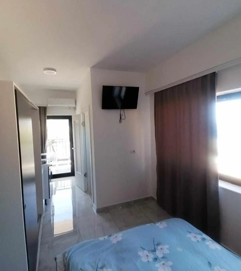 Davids Apartments Saranda